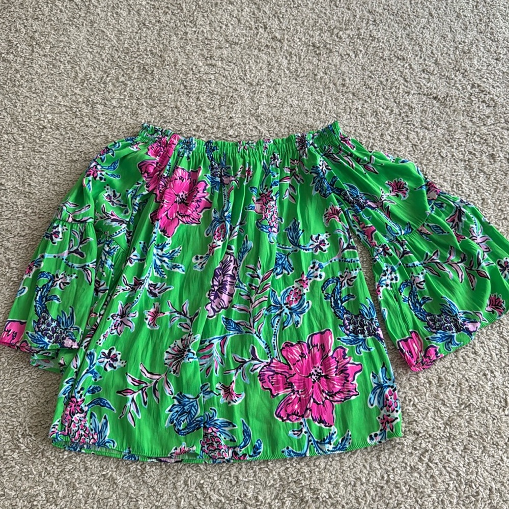 Lilly Pulitzer off the shoulder top xxs